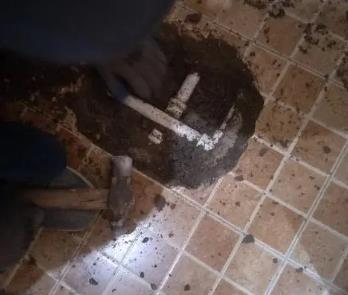 洪湖卫生间漏水维修公司为您分享下卫生间渗水如何处理及注意事项